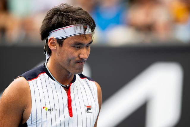 1769081257952048611.jpg (体育)(2)网球——澳网:布云朝克特止步男单首轮XxjpseC000223_20260119_PEPFN0A001.jpg