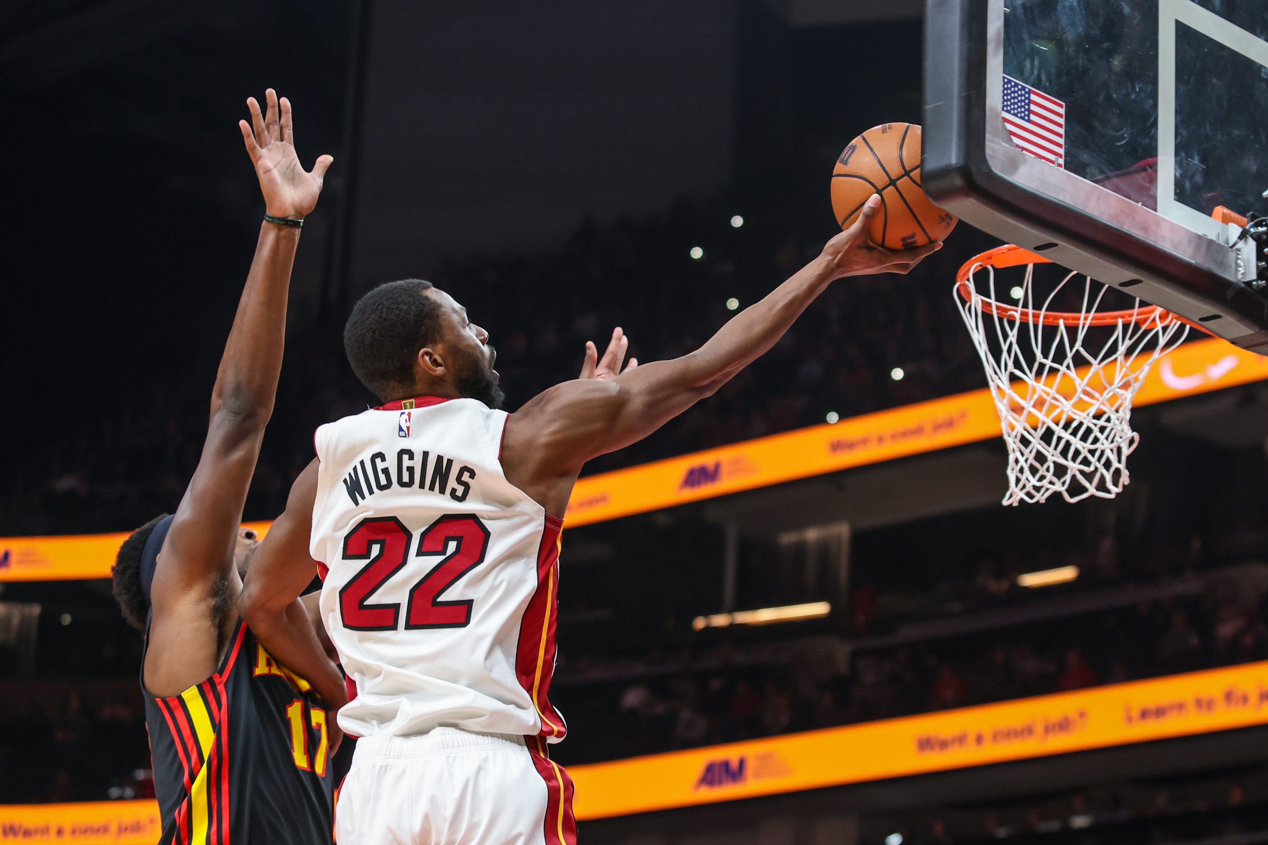 V体育官网下载地址-斯波：维金斯是最被低估的攻防一体球员之一 他能防&amp;但也是得分手